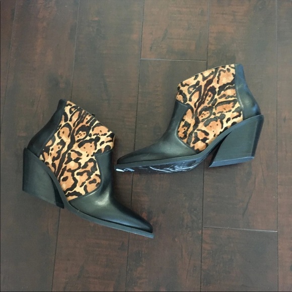 NWOT Free People Kaydence Leopard Boots - Picture 3 of 16
